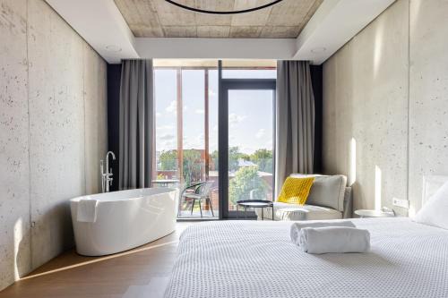 Luxury Honey Moon Apartments with Free Underground Parking