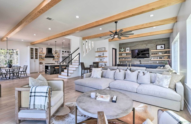 Luxury Lake Granbury Cliffside Home w/Deck!