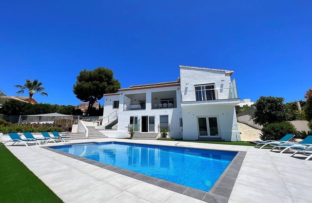Luxury, Modern Ibiza style & Tranquil Villa close to beaches of Jávea & Moraira
