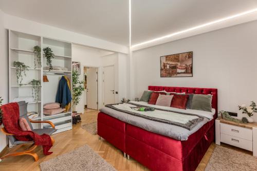 Luxury Penthouse - 2 BR Jacuzzi Apart near Grand Hotel at Universitate