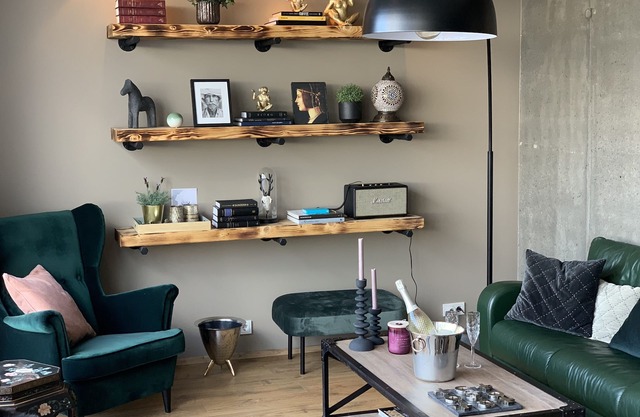 Luxury Penthouse Suite in the Central - Amazing mountains, ocean and city views