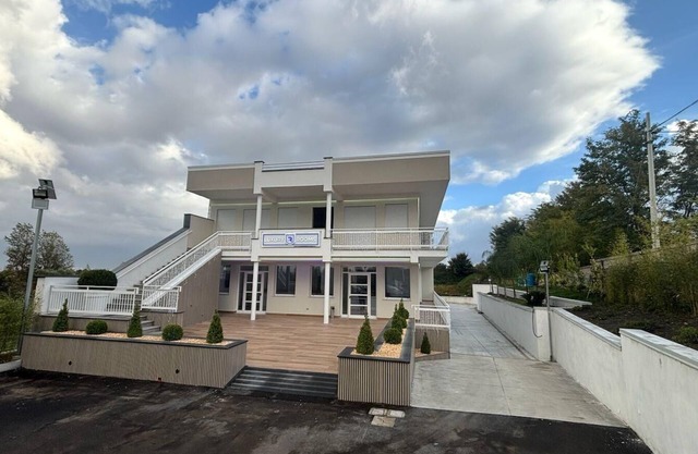 Luxury Rooms Hotel