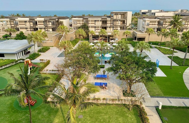 Luxury Seaview Apartment in 5-Star Resort-B401
