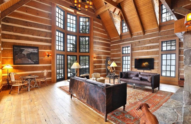 Luxury Solitude Private Hot Tub & Direct Ski Access! Summer & Fall Dates Available