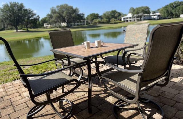 Luxury – Spacious 3BR Ground-Floor Condo w/Golf Views, Private Patio, PGA Golf & Tennis Community