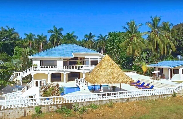 Luxury Tambor Estate with private pool, jacuzzi, and panoramic view