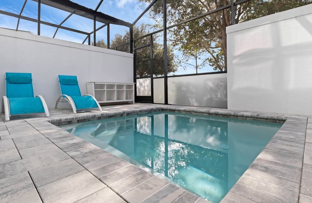 Luxury Townhome with private plunge pool located near Disney