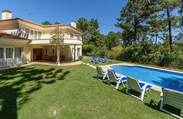 Luxury Villa within Golf Resort, Pool, next to fantastic beaches