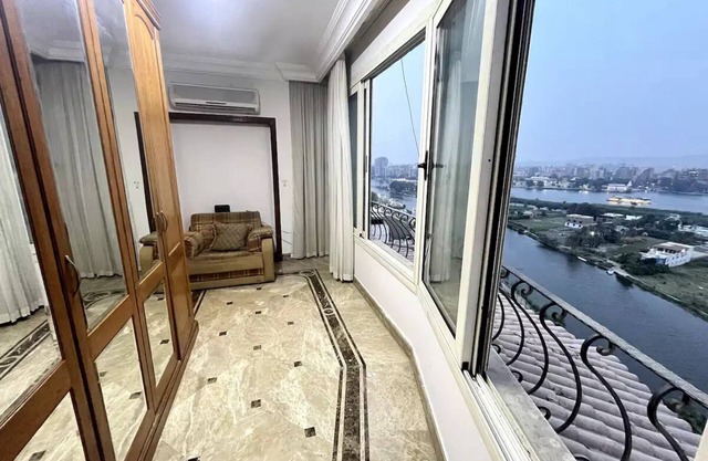 Luxury Villa By the Nilenn