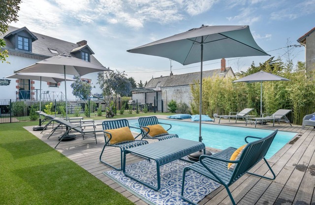Luxury villa with swimming pool, sleeps 10, Pornichet center