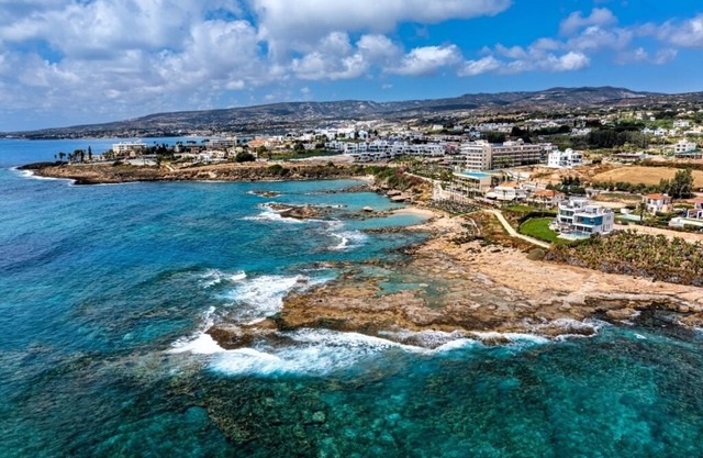 Luxury Villa in Kissonerga Near Paphos with Private Pool, Steps from Beach