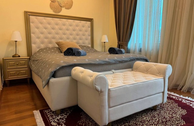 Luxury Villa - Sauna & Parking