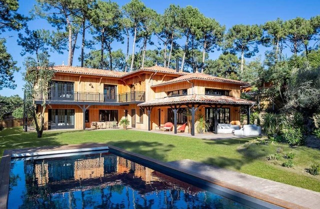 Luxury villa with heated pool