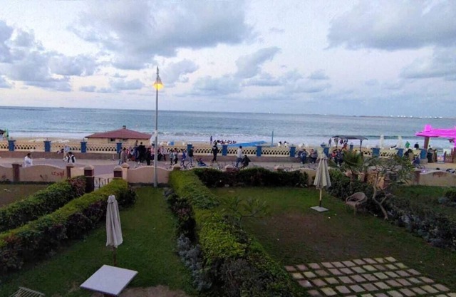 Luxury With Direct sea View Excellent Location