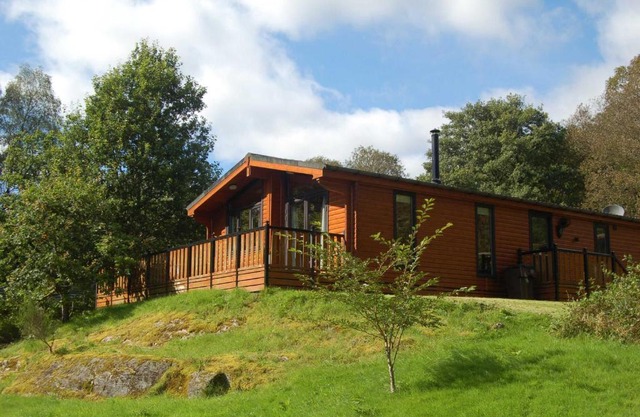 Luxury woodland Oak Lodge