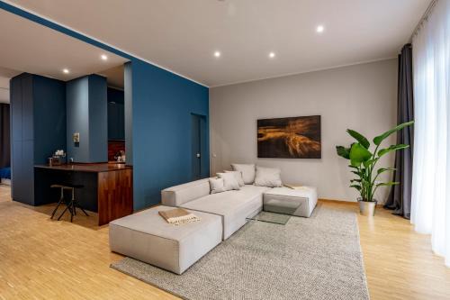 LYC Studio