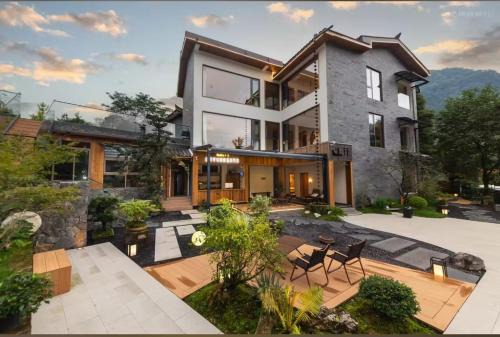 M Country Road Mountain Luxury Cinema Hot Spring B&B