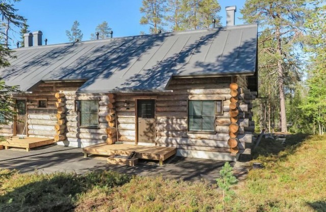 Maahisenrinne 3 F 25 by Interhome