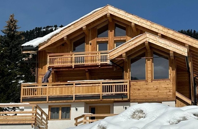 Magnificent family chalet with panoramic views