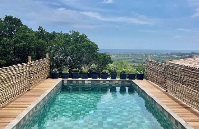 Magnificent sea-view villa with private pool
