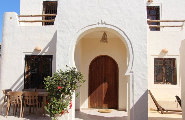 Magnificent villa with swimming pool not overlooked