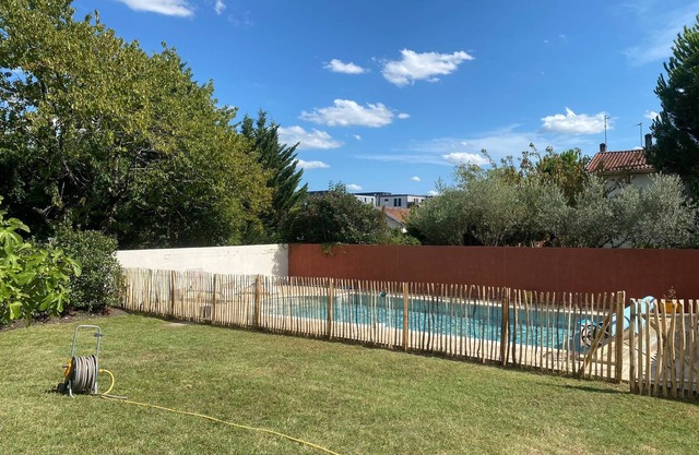 Magnifique Villa Avec Grande Piscine -tramway à 150 m -hyper-centre à 10 min