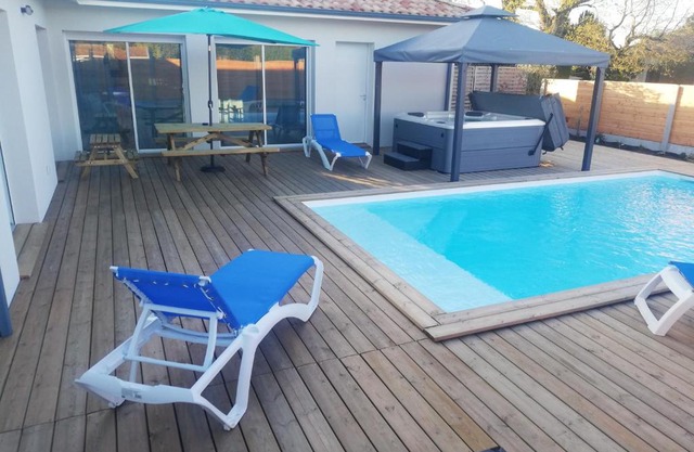 Magnifique Villa sur le Bassin d'Arcachon - JACUZZI+PISCINE - 8à10pers