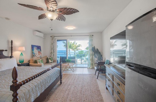 Maho Beach House - Luxe Studio - Ocean View