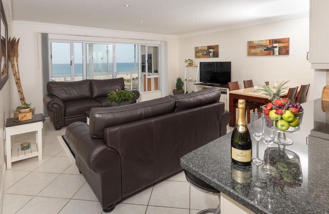 Main Beach Penthouse