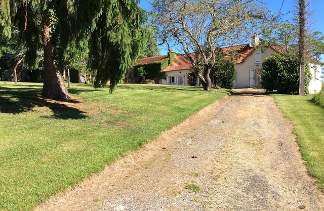 Maison de Campagne au Cœur du Périgord