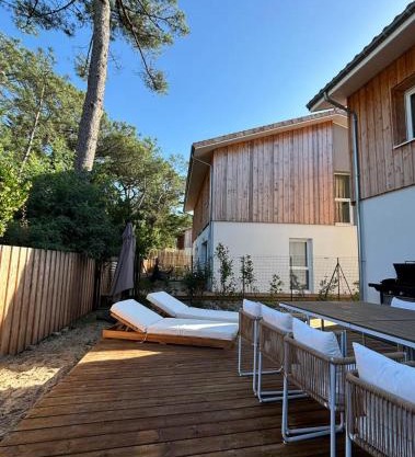 Maison neuve Lacanau à 300m de la plage sud et à proximité des golfs
