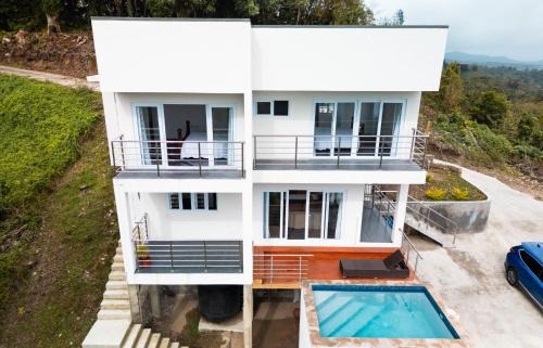 Majestic Dream Villas