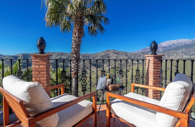Malaga Hills Double Comfort Boutique & Wellness Hotel -Adults Only