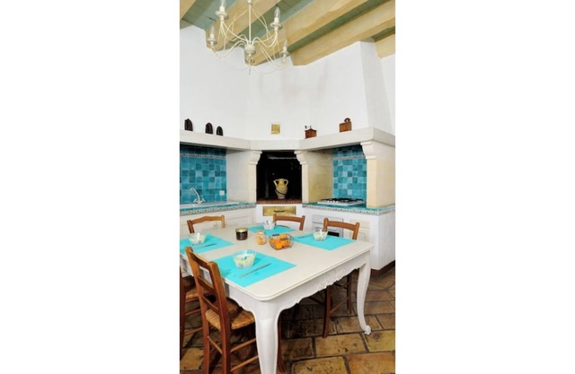 MANADE BLANC, Gîte for 9 PEOPLE