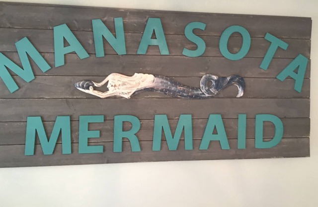 Manasota Mermaid is a beautiful South Florida Villa with Private Outdoor Pool.