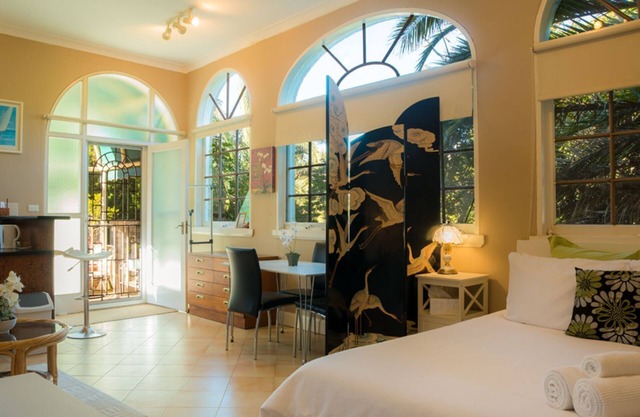 Manly Studio Apartment - Great Location
