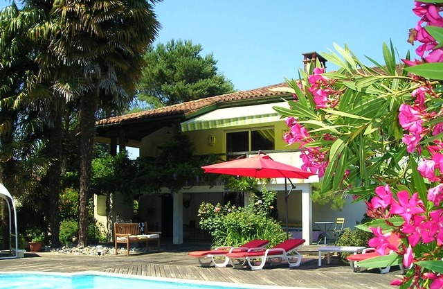 Mansion - HABAS Ideally located