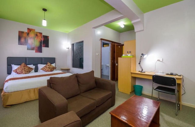 Maple Inn Hotel
