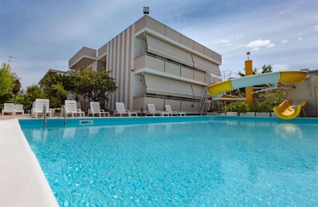 Marconi Seaside Residence - Trilo 6