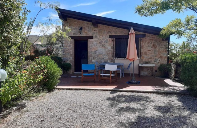 MARIO'S HOUSE - BETWEEN SPERLONGA, GAETA AND ITRI