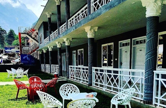Markhor Inn