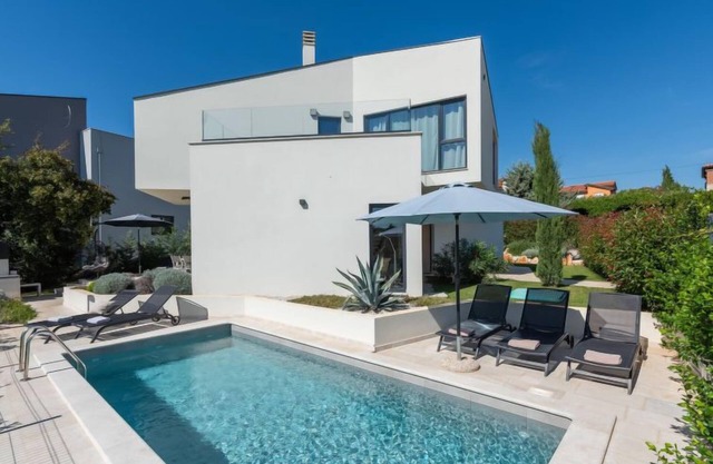 Marko Aurelia by Interhome