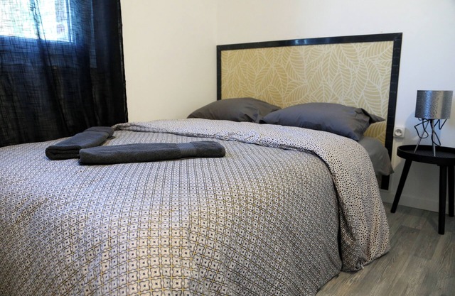 Mars near gare station and downtown