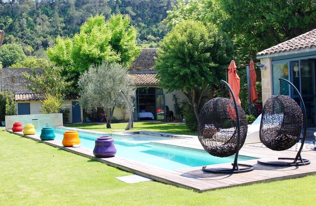 Mas de caractère in medieval village with swimming pool, in large wooded garden