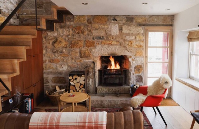 Maybell Cottage, Your Luxury Seaside Pad