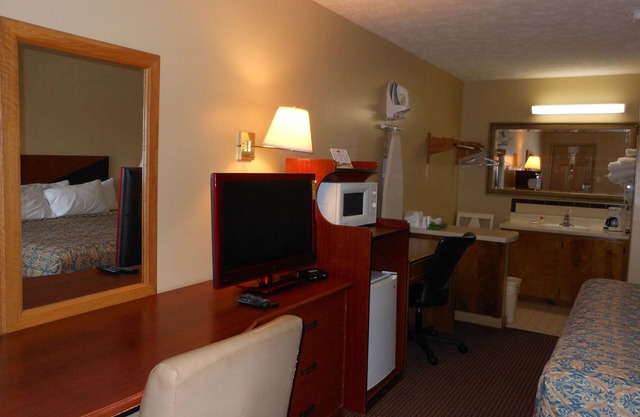 McClellan Inn Anniston