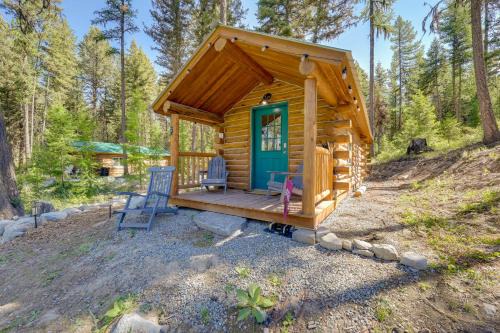 McGregor Lake Access Cabin in Wooded Wilderness