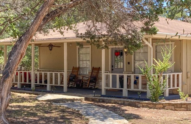 Meadow Creek Cottage