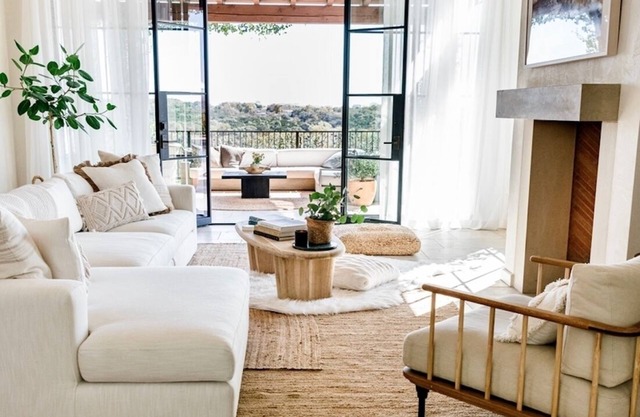Mediterranean Estate in Central Austin w/Stunning Downtown & Lake Views