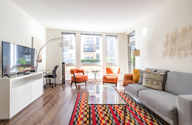 Mercer Island 1 BR | FastWifi | 750sqft | Sophari